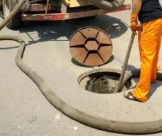 涿州东城坊通下水道的方法